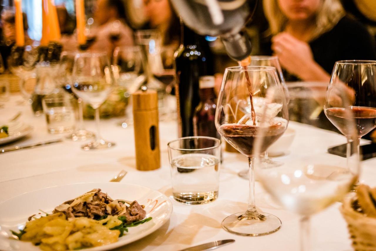 Vakantieboerderij Valdonica Winery Fine Dine & Wine Sassofortino