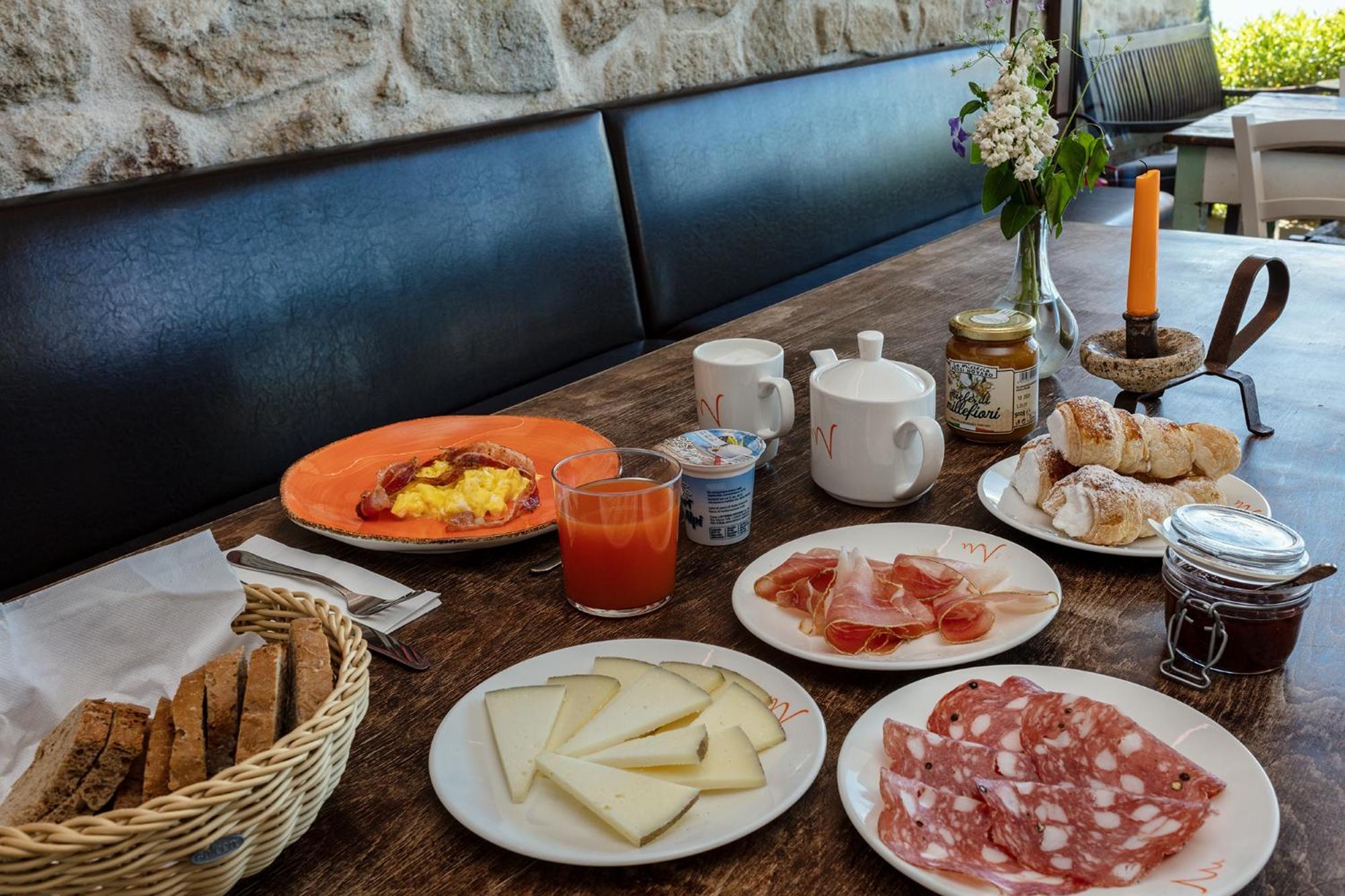 Farm stay Valdonica Winery Fine Dine & Wine *